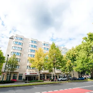 **** Отель Leonardo Center Германия
