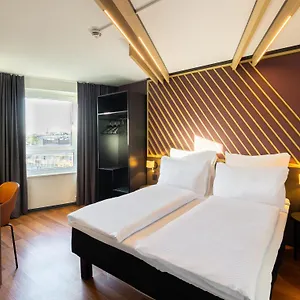 Duesseldorf-hbf Otel